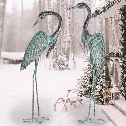 Kircust Garden Crane Statues Cover