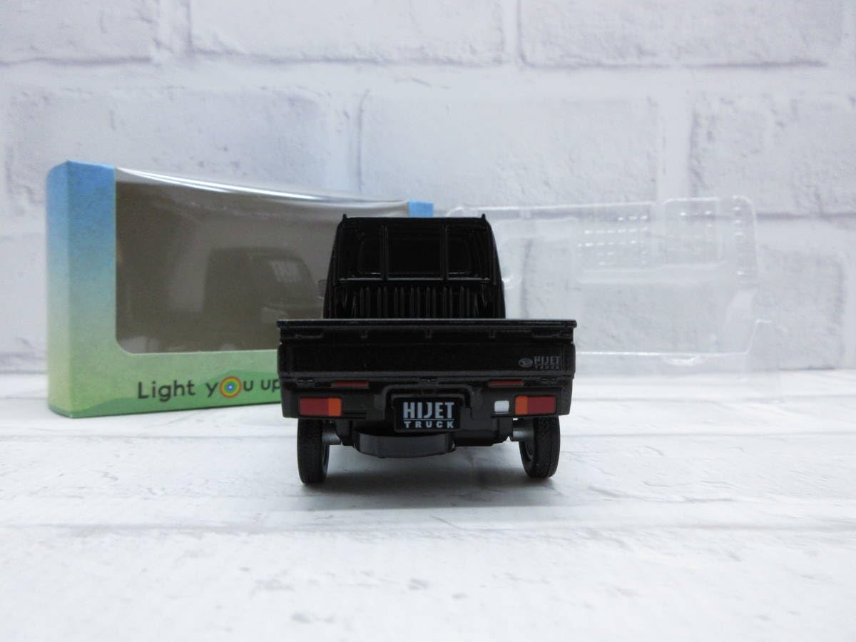 ダイハツ 新型ハイゼットトラック ミニカー プルバックカー 非売品