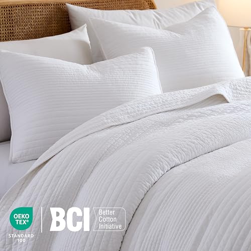 Image of palassio Striped White 100% Cotton Quilt Queen Size Bedding Sets, Lightweight Crinkly Channel Pick Stitch Textured Bedspread Soft Shabby Chic Farmhouse Country Coverlet for All Season, 2 Shams