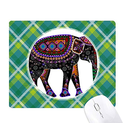 Tapis de souris pixel vert avec motif grille totem éléphant
