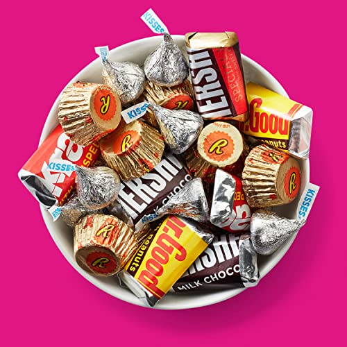 HERSHEY'S and REESE'S Assorted Chocolate Flavored Candy Party Pack, 35 oz - Thumbnail 5