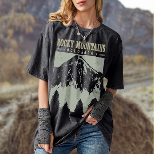Colorado Mountain Shirt Oversized Retro Tshirts for Women Adventure Hiking Camping Shirts Nature Vintage Graphic Tees4