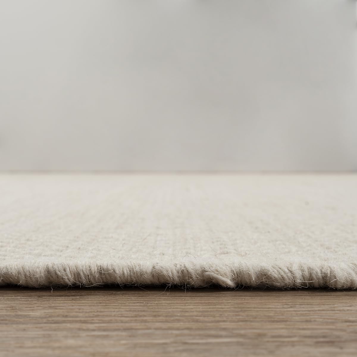 the carpet Deluxe Wool Tapis en Laine tissé à la Main dans Un Style bohème scandinave Naturel, Travail Artisanal pour Un Style Unique, crème, 160 x 230 cm