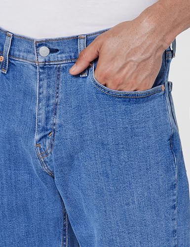 Image of Levi's Men's 541 Relaxed Fit Mid Rise Jeans
