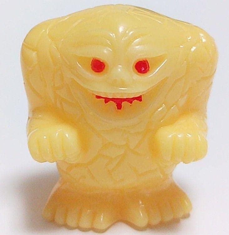 Amazon.co.jp: ジャミラ 指人形 旧型ウルト ラマンウルトラ怪獣 ソフビ