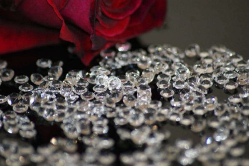 500 Diamonds Wedding Table Decorations Crystal Confetti (Clear, 10mm - 4 Carat)