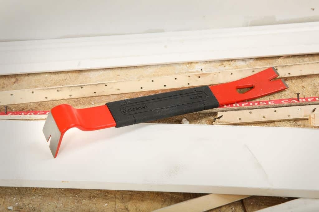 CRESCENT - 15" Flat Pry Bar with Grip (FB15-06), Red - Image 3