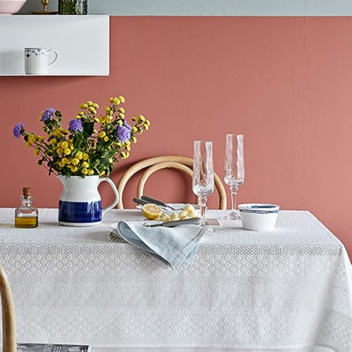Nappe blanche brodée coton pour sublimer une table à thé rectangle terne 135x200 - 3