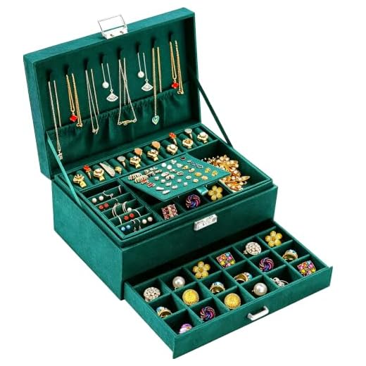 QBestry Jewelry Organizer Box for Women,Green Velvet Jewelry Box 3 Layer Large Jewelry Storage Case with Lock Rings Jewelry Box Organizer for Earrings Necklace Bracelets Storage Box,Green