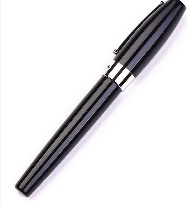 set di penne stilografiche e matite