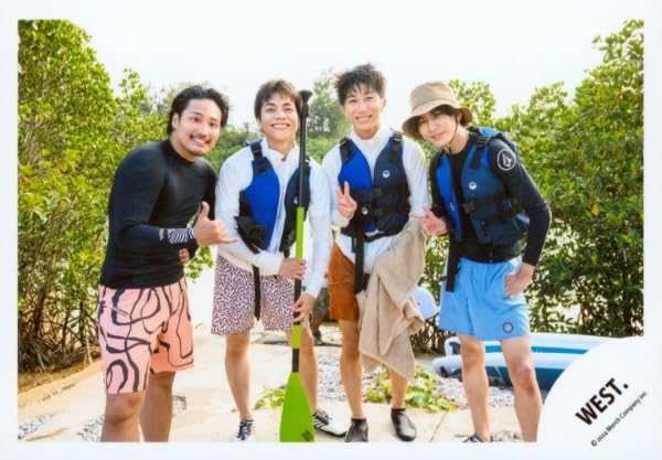 Amazon.co.jp: WEST. 公式生写真 （重岡大毅・桐山照史・藤井流星