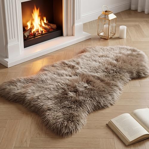 JXLOULAN Faux Lammfell Schaffell Fell Teppich Grau Braun 60x90 cm Flauschiger Teppich Wohnzimmer Deko Longhair Weicher für Stühle Sofa Schlafzimmer Kinderzimmer