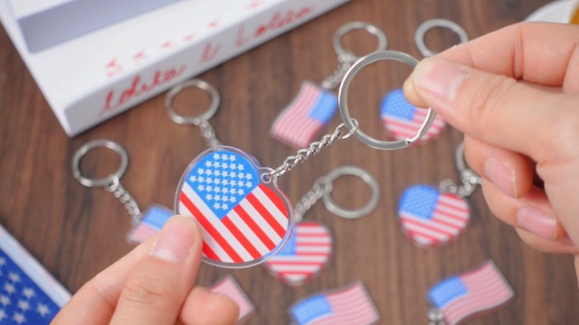 Amazon.com: Kigeli 40 Pack American Flag Keychains 4th of July