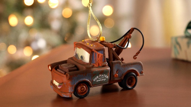 Amazon.com: Hallmark Keepsake Christmas Ornament 2025, Disney