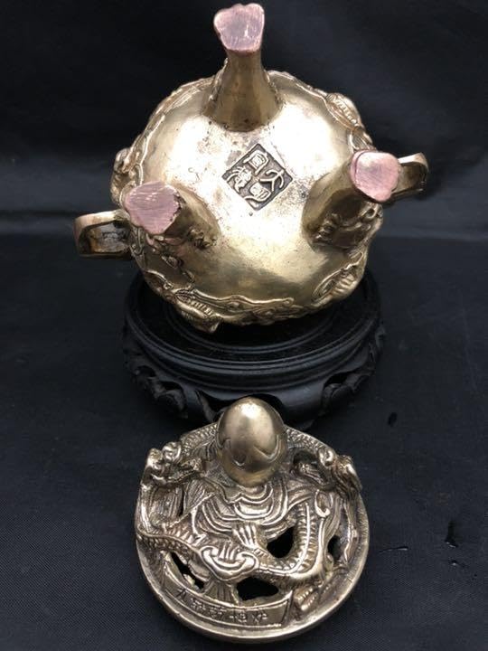 香炉 大明宣徳 黄銅 彫刻 置物 台座 開運 風水 骨董 古美術 アンティーク Amazon.co.jp: 香炉 大明宣徳 黄銅 彫刻 置物 台座 開運 風水