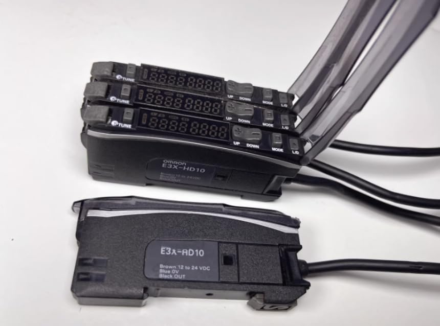 E3X-HD11 Optical Sensor Industrial Products with One Year Warranty in Stock