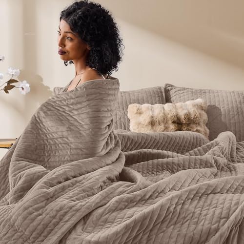 Image of Wonderful Velvet Quilt Set, Queen Light Brown Soft Fluff Texture Coverlet with Shams, Channel Stitched Pattern, All-Season Use, Versatile Lightweight Bedspread for Bedroom Adults Teens Kids,94 inchx94 inch
