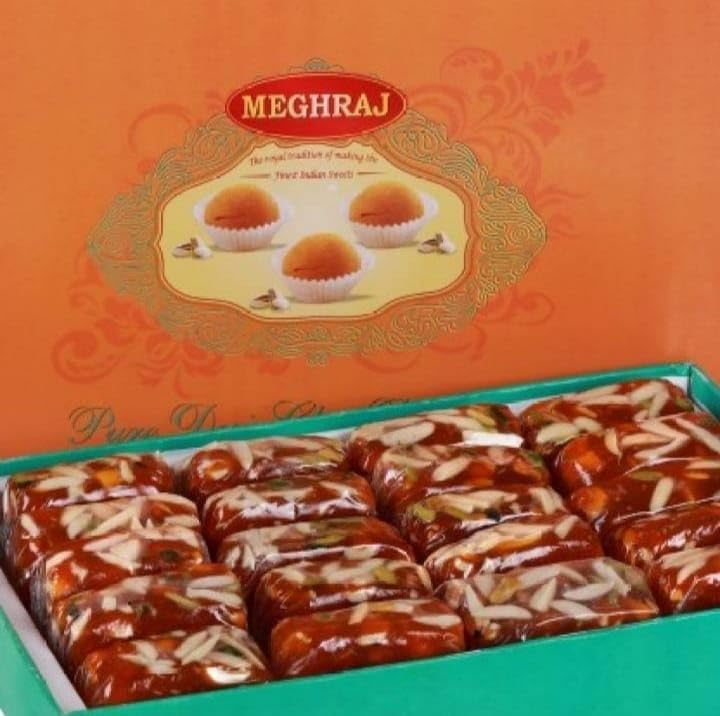 Meghraj Desi Gheee Karachi Halwa Festive Gift Box (800gm) (B09PN2GY46) Amazon Price History, Amazon Price Tracker