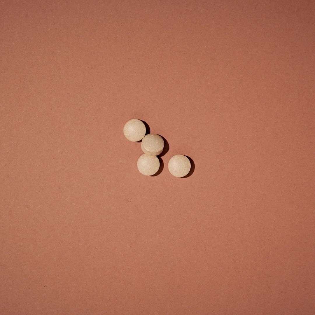 MiYé | Equilibre hormonal, ménopause, spm & sopk | Ashwagandha KSM-66, Mélisse, Romarin, Vitamines B6, B9 & D | 180 gélules vegan, 45 jours