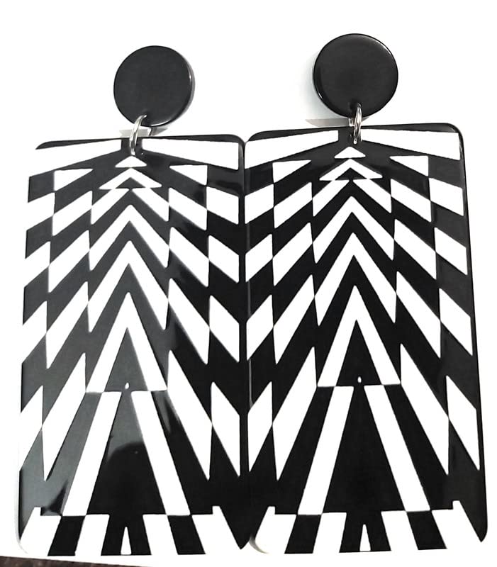 B&Q Optical Illusion Rectangle Earrings || New Stylo Products