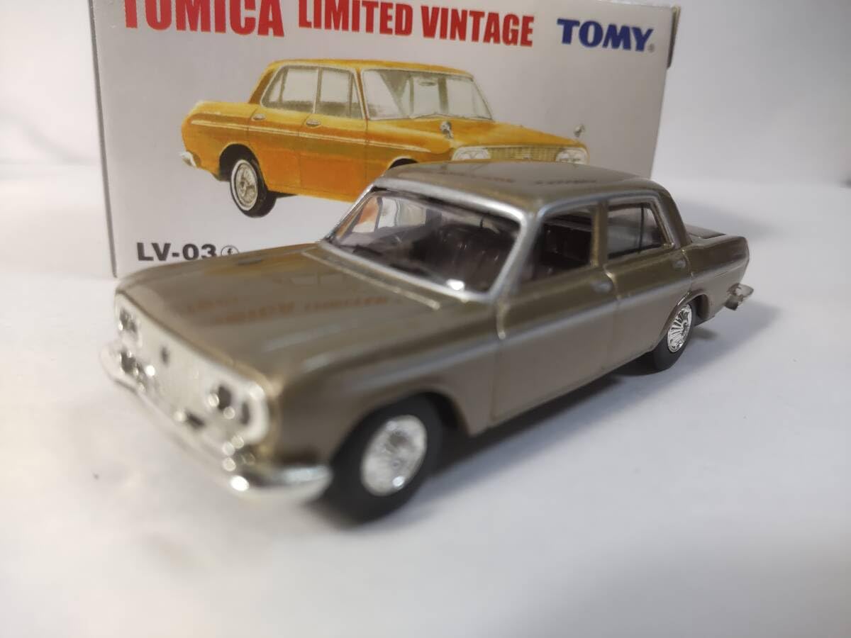 Amazon.co.jp: トミカリミテッドヴィンテージ TLV トヨペット クラウン