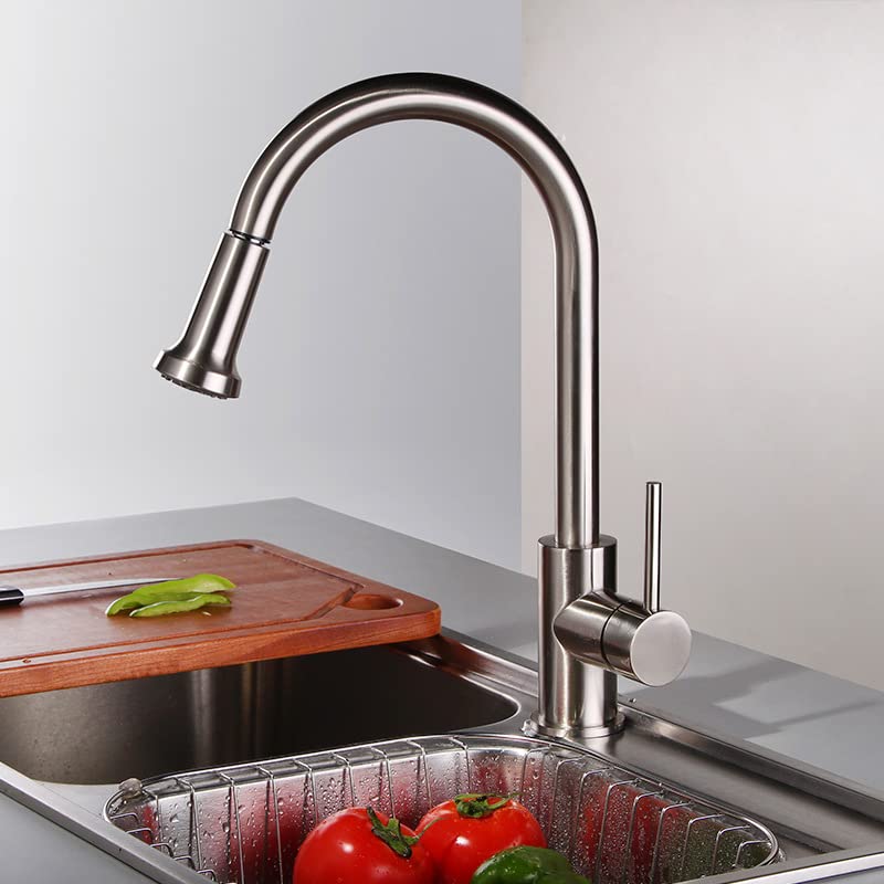 Robinet de cuisine à tirette brossé avec double sortie d'eau chaude et froide