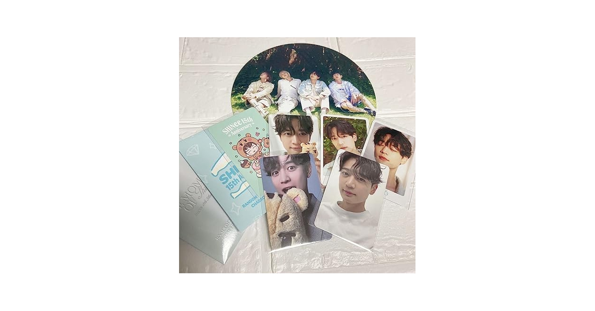 SHINee ポップアップ 韓国　ランダム　セット　ミンホ Amazon.co.jp: SHINee MINHO ポップアップストア THE MOMENT OF