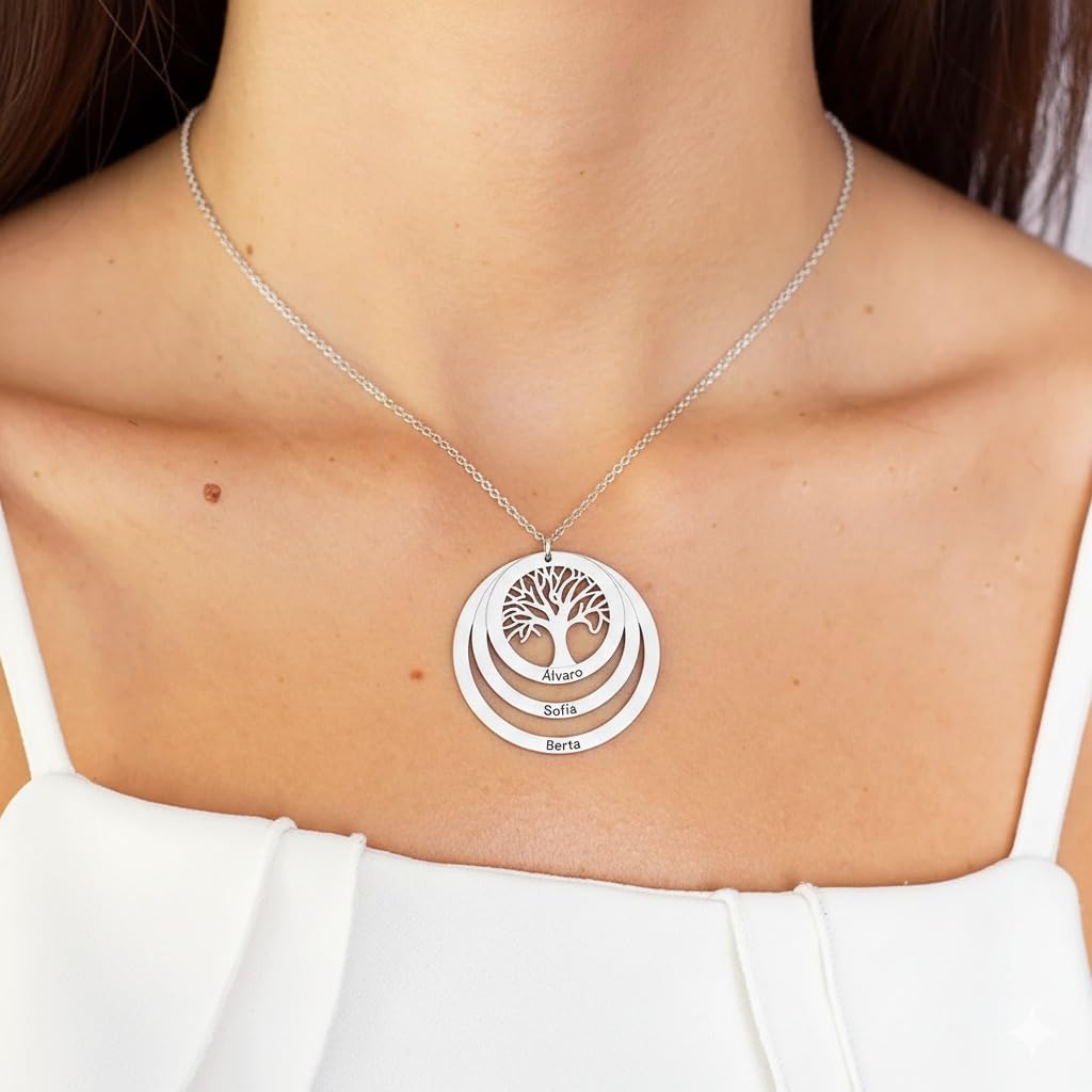 Colgante de Plata Personalizado con Árbol de la Vida y Nombres Grabados - Collar con hasta 3 Aros para Familia - Joyería Simbólica para Madres y Abuelas