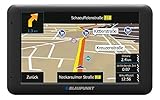 Geschwindigkeitsassistent, Richtungsabhängige Gefahrenwarner, Fahrspurassistent, AV-IN für Rückfahrkamera, Lebenslange Karten-Updates*