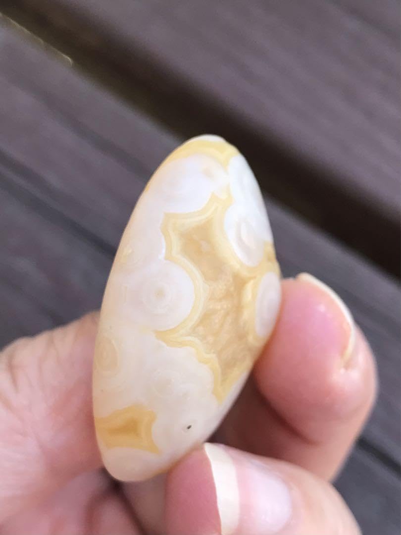 ゴビ石−936 ゴビ瑪瑙 花眼 原石 ゴビ石−936 ゴビ瑪瑙花眼原石