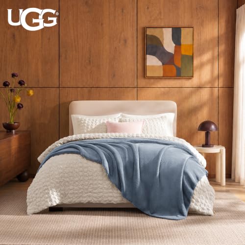 Image of UGG Whitecap Queen Blanket, Plush Fleece, 90 inch x 90 inch, Blue