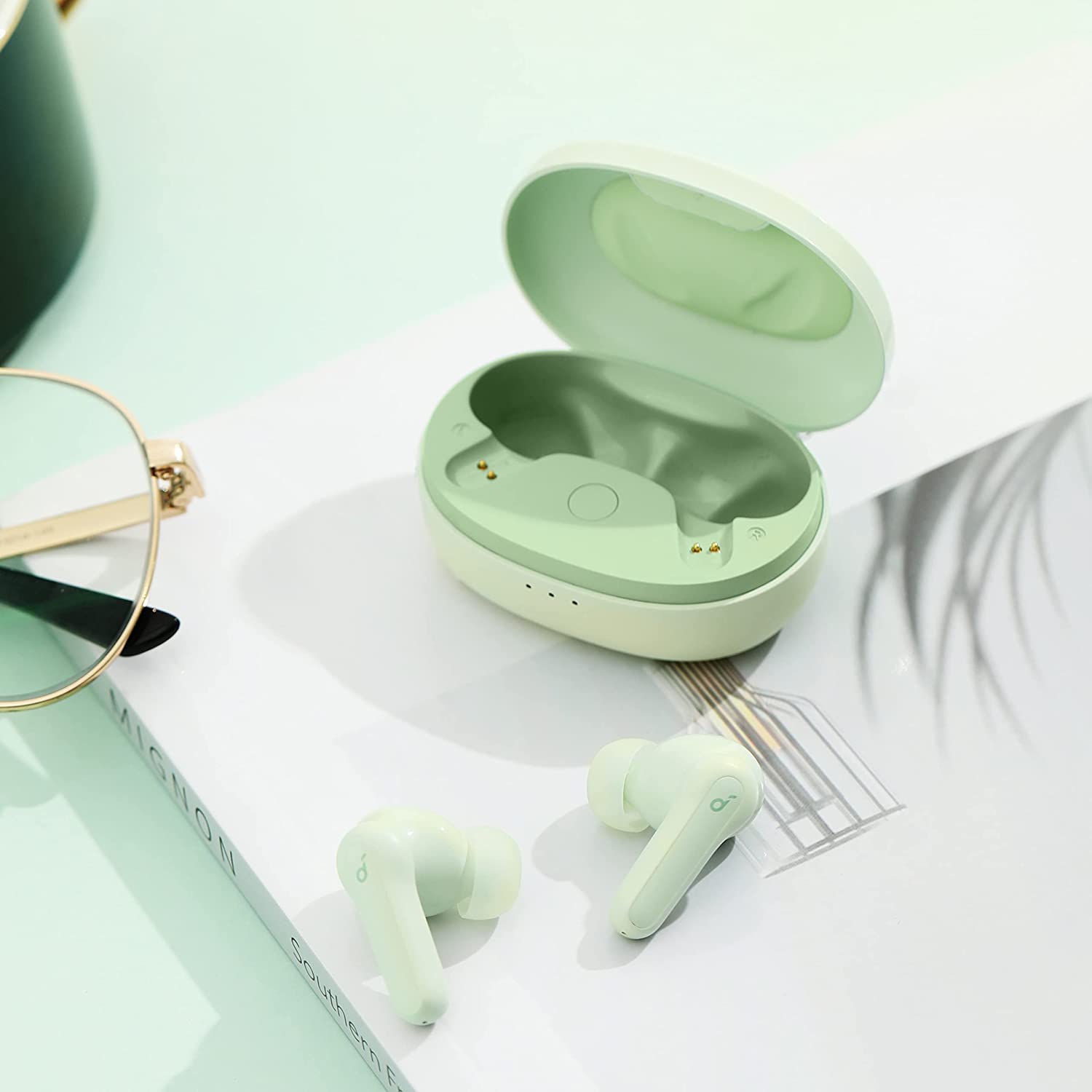soundcore by Anker Life P2 Mini True-Wireless Earbuds In-Ear Kopfhörer, 10mm Audiotreiber, intensiver Bass, EQ, Bluetooth 5.2, 32 Std Akku, Aufladen mit USB-C(Grün)(Generalüberholt)