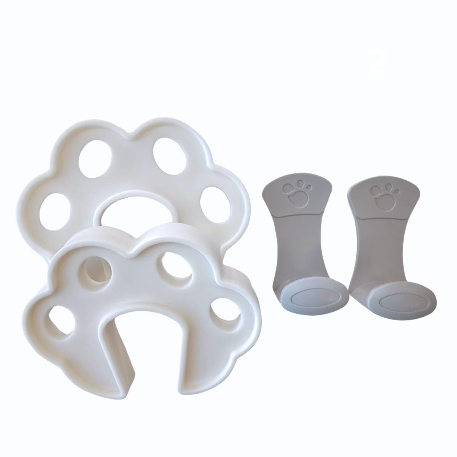 Inaya Door Pinch Guard Silicone with Hook, 2 Pack Finger Protectors for Baby Safety, Sleek Design and No Installation, Baby Proofing Door Finger Guard (White)