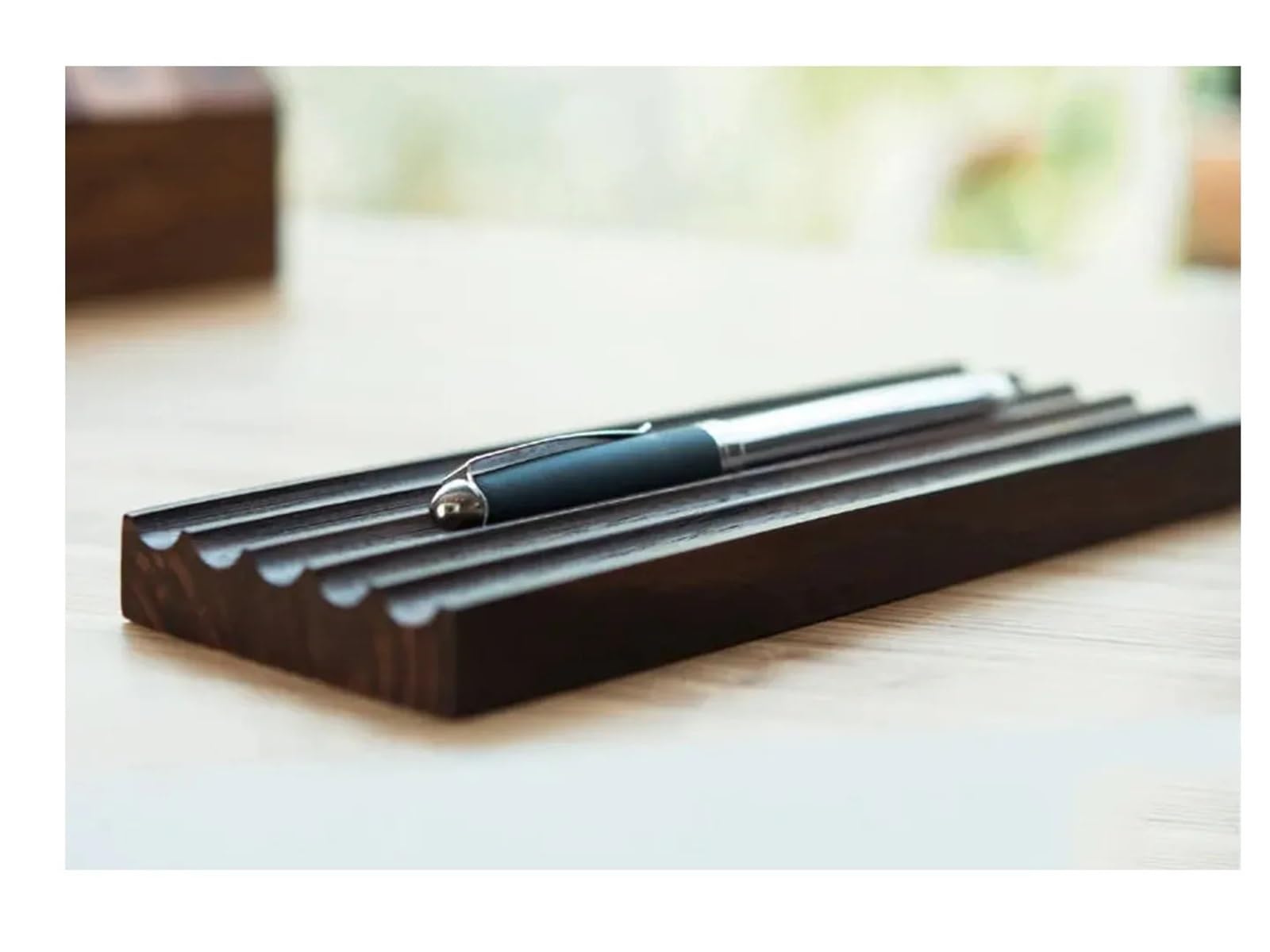 Présentoir de Stylo Plume Pot à crayons en bois massif, rangement de papeterie de bureau, pot à crayons d'affaires, porte-stylo, boîte à stylos personnalisée(Walnut wood)