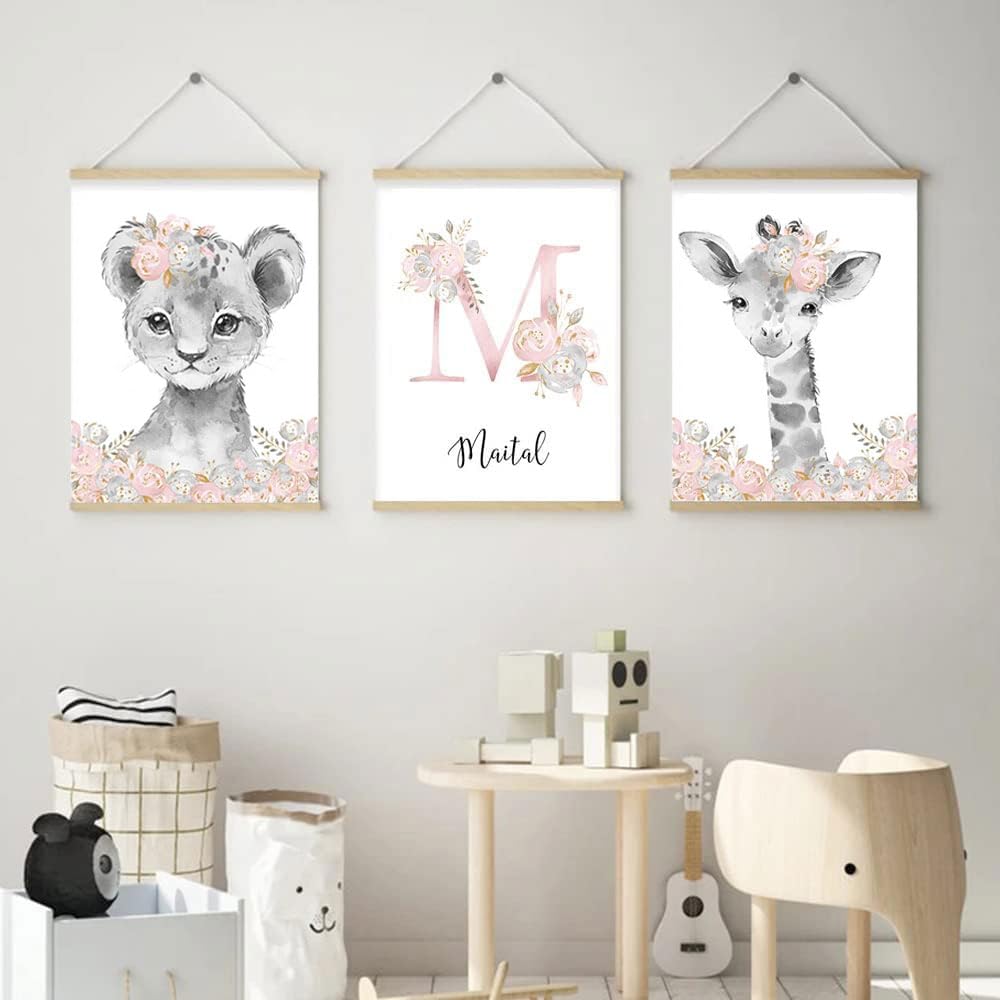 Youihom 3 Affiche Prenom Bebe Tableau Safari Elephant Lion Posters Personnalisé Garcon Fille Décoration Chambre Murale Toile Enfant Cadeau 30 x 40 cm sans Cadre