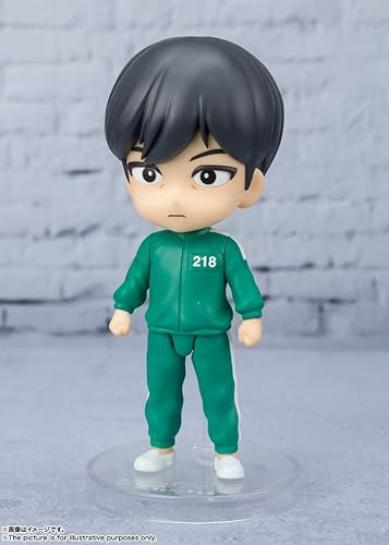 Vista 24 de TAMASHII NATIONS - Juego del calamar - Gi-hun, Bandai Spirits Figuarts mini figura de acción
