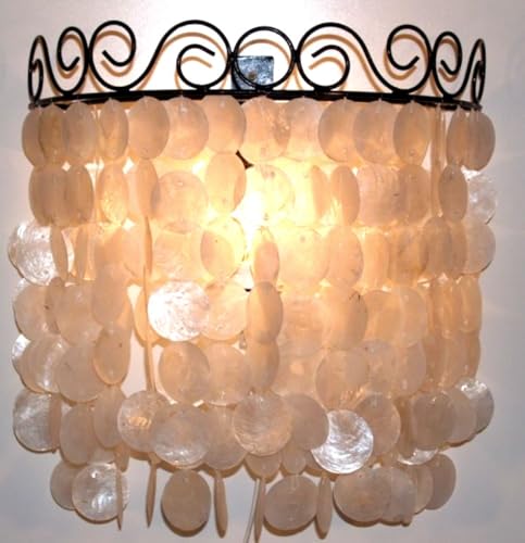 GURU SHOP Lampada da Parete/applique Concha, Lampada a Conchiglia Fatta di Centinaia di Capiz, Piatti di Madreperla, Bianco Crema, Fettediconchiglia, 42x45x20 cm, Luci a Parete