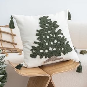 Green Tufted Christmas Tree Throw Pillow Cover New Year Farmhouse Pillowcase with Tassels Hand Woven Cushion Sham for Winter Holiday Home Decor 18×18 inch 1PCSFir Tree