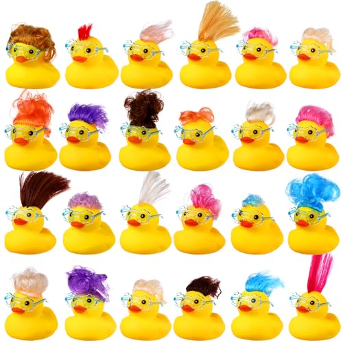 VercanMonth 24 Pcs Rubber Cruise Ducks Bath Toys with Wig and Blue Flower Sunglasses, Tiny Ducks Funny Rubber Toys Bulk for Bath Shower Birthday Gifts Spring Summer Pool Cruise Party Favors, Random