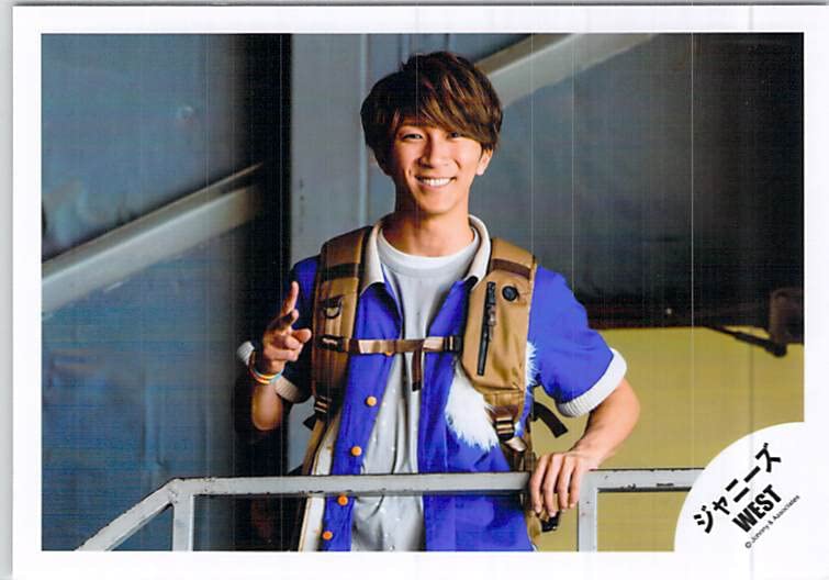 Amazon.co.jp: ジャニーズWEST 濱田崇裕 公式写真 写真 フォト