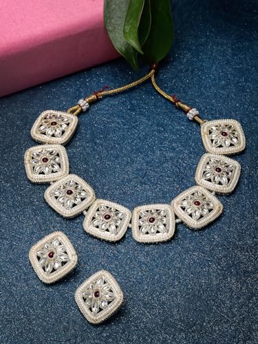 Kundan Studded Collar Necklace Set + Earrings
