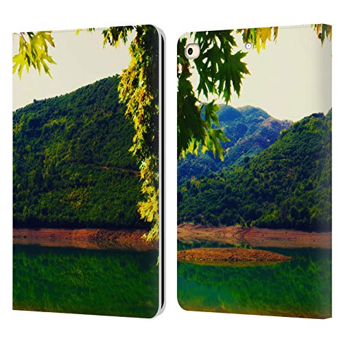 Étui en cuir iPad 9.7 2017 Haroulita Montagne Nature aux finitions soignées