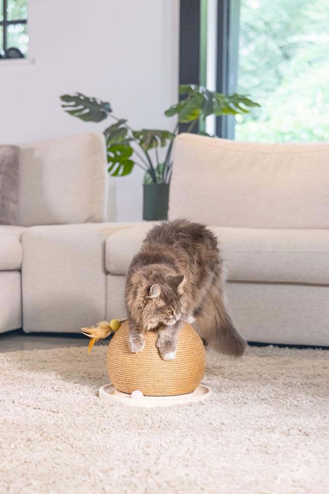 Designed by Lotte Kratz- und Spielball Mila, Katzenspielzeug, Holz