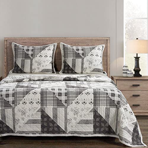 Image of Paseo Road Patchwork Prairie 2 Piece Twin Cotton Reversible Quilt Set