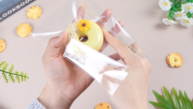200-Pack Graduation Gift Bags – 'One Smart Cookie' Kraft Paper Treat Bags, Self-Seal - View #14