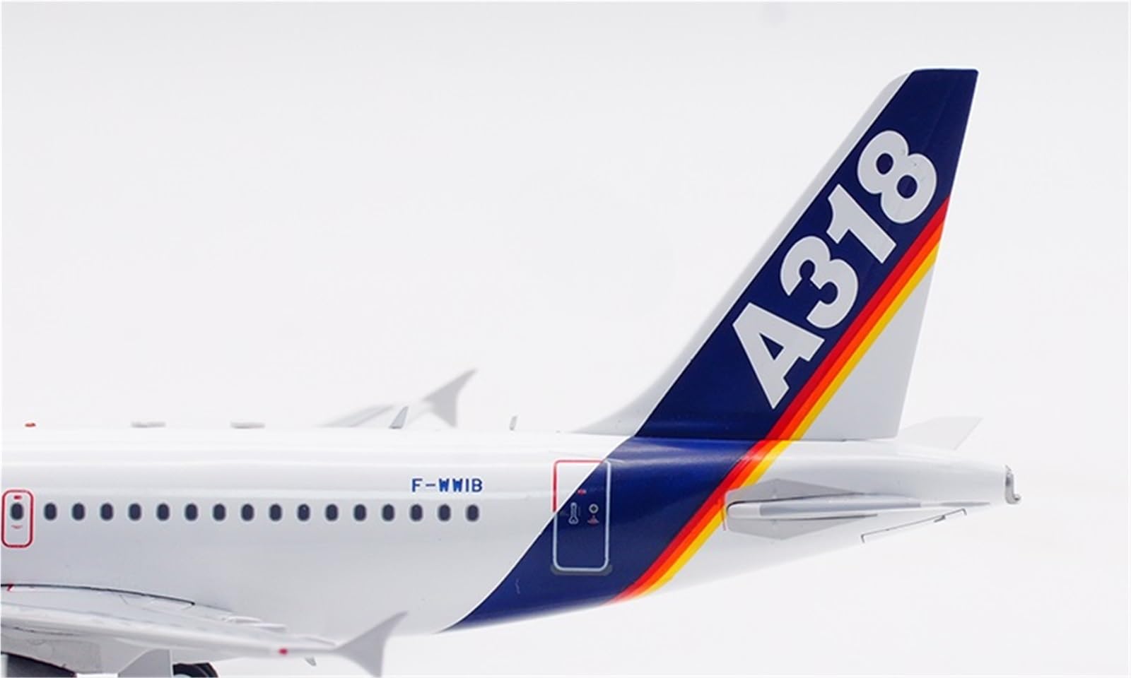 Modelli di Aerei Replica 15CM 1/200 Aereo pressofuso su Larga Scala per Airbus A318 F-WWIB in livrea Originale Modello statico Aereo in Miniatura Modello di Aereo