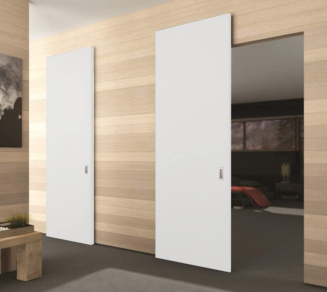 Porte Italiane, Porta Bianca Scorrevole Esterno Muro Fresato con Binario Invisibile MAGICAL 1200, Senso di Apertura Reversibile, Pronta all'Installazione, 90x230 cm, con Maniglia Argento Semi-Lucido