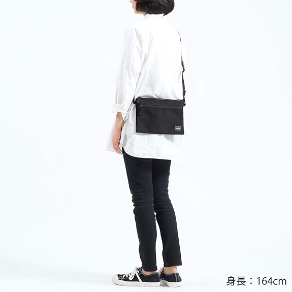 ヤス⭐︎PORTER ブラック 黒　サコッシュ Amazon.co.jp: (ポーター) PORTER サコッシュ ショルダーバッグ