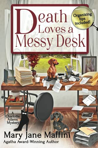 Death Loves a Messy Desk (A Charlotte Adams Pro... 1954717326 Book Cover