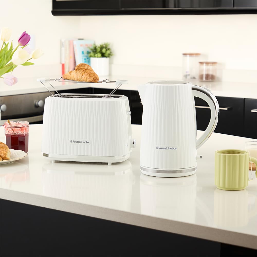 Russell Hobbs Hervidor de Agua Eléctrico, para agua caliente, té o café, 1,7 l, tapa apertura por presión, filtro extraíble y lavable, detalles cromados, blanco, 2400 W, Eden 27360-70